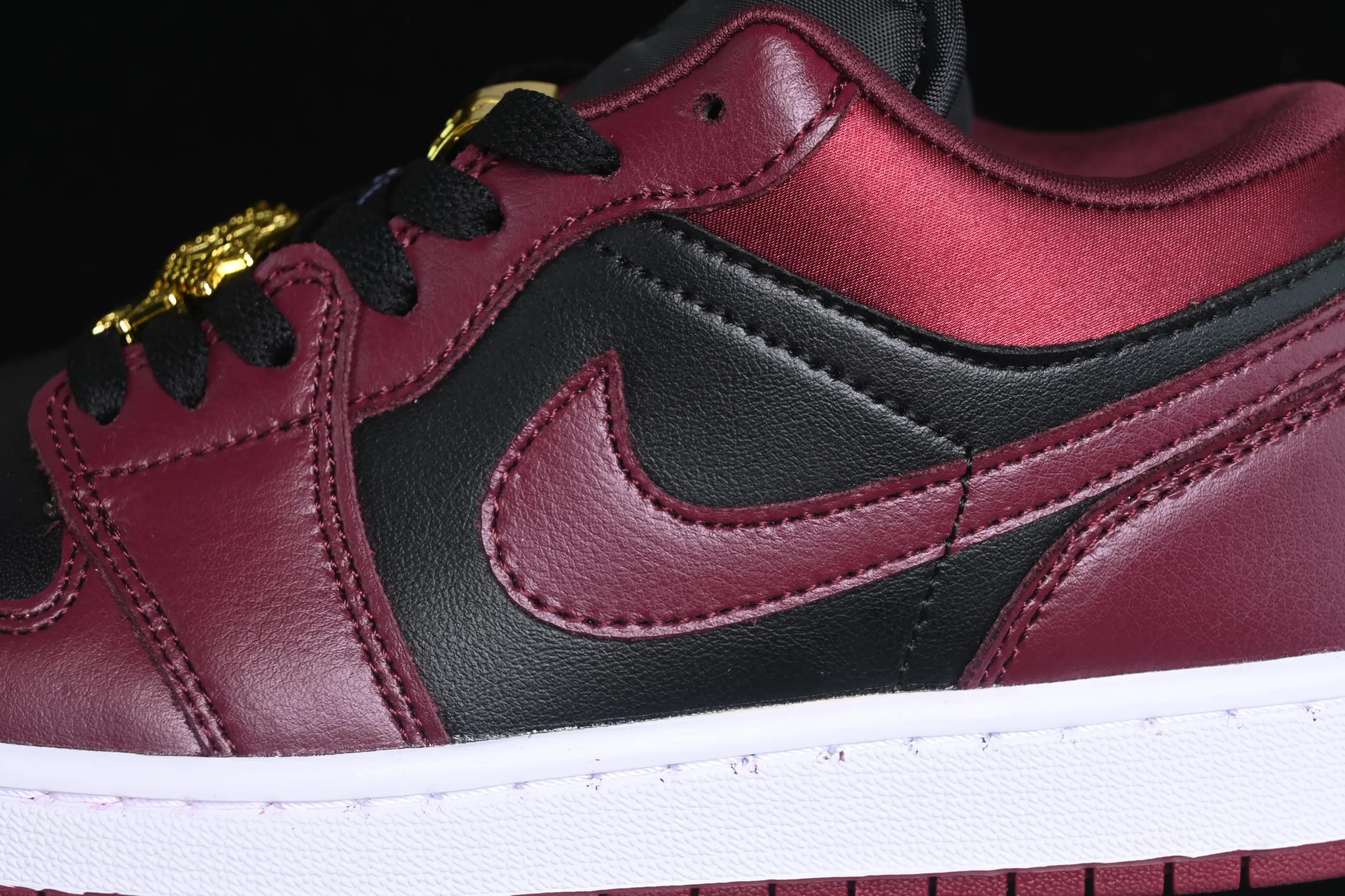 All categories Air Jordan Jordan series basketball shoes Air Jordan 1 Low Air Jordan 1 Low AJ1 Joe 1 black wine red metal flying wings DB6491-600